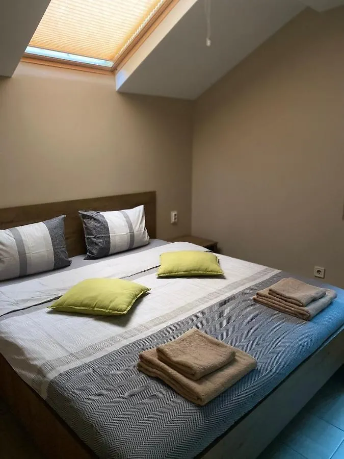 Sofia Family House - Free Parking Hotel 3*,