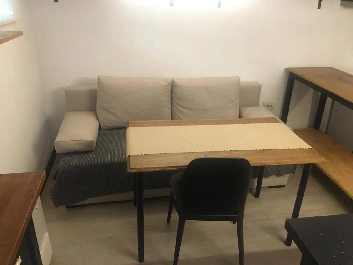 Sofia Family House - Free Parking Hotel 3*,